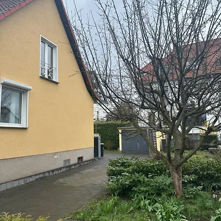 Stilvolles Fuer Gruppen Bis 8 Personen In Werderquartier *